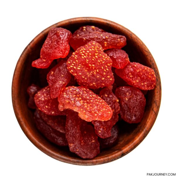 Dried Strawberry in Pakistan: Health Benefits, Uses & Where to Buy