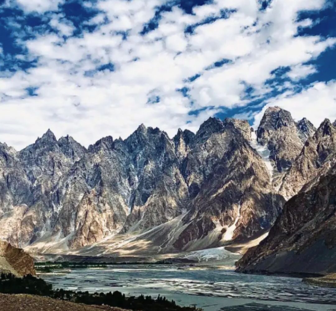 Passu Peak Expedition (7,284m)
