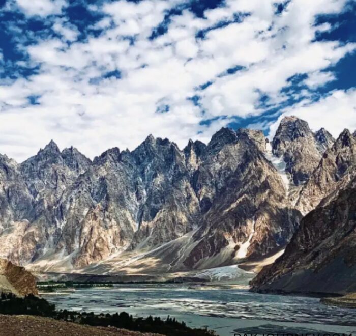 Passu Peak Expedition (7,284m)