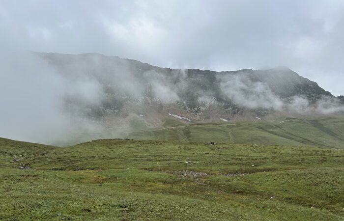 Baboon Valley Kashmir Tour