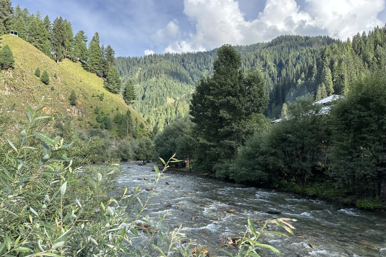 Taobat Neelum Valley River View